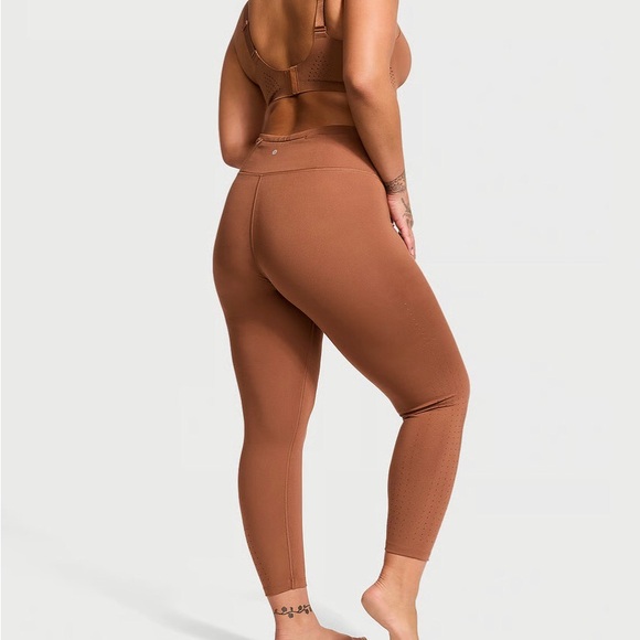 Victoria's Secret Pants - High-Waist Seamless Leggings - Brown